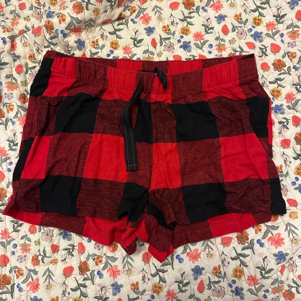 Old Navy Match the Fam Holiday pajama shorts